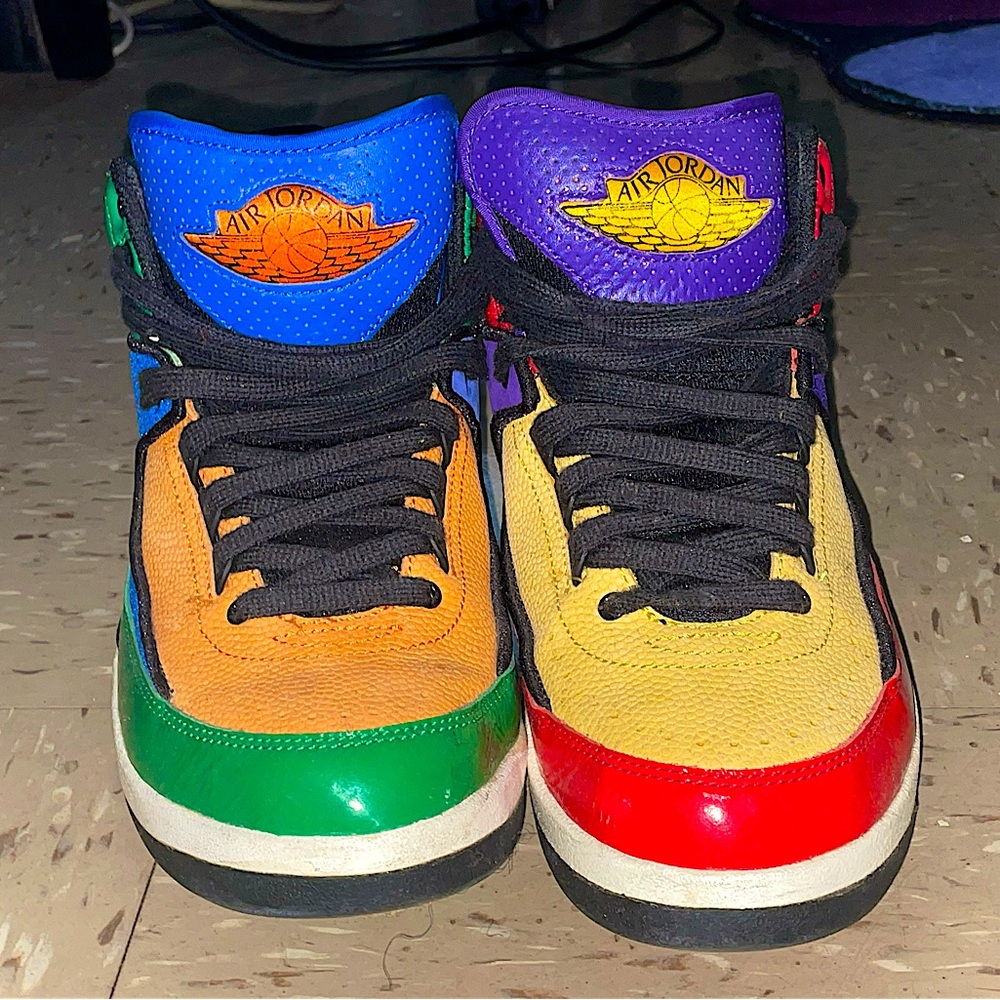 Nike Women's Air Jordan 2 Retro Multi Color CT6244-600 Women's - Size 9